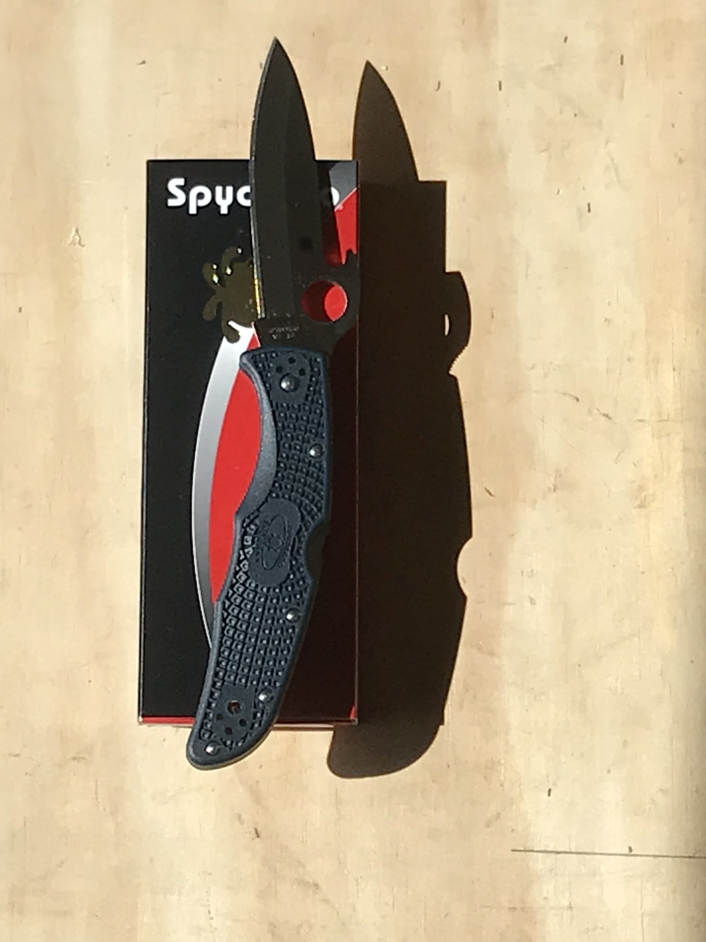 Endura 4 Lockback Wave Grey Spyderco